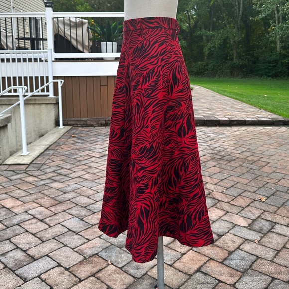 VINTAGE RED BLACK ANIMAL PRINT BELT WOOL PIN UP CIRCLE SKATER SKIRT EXTRA SMALL - Picture 3 of 5